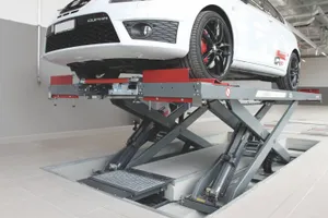 Rot Ayarı ve Aks Ölçümü için Makas Liftler görseli